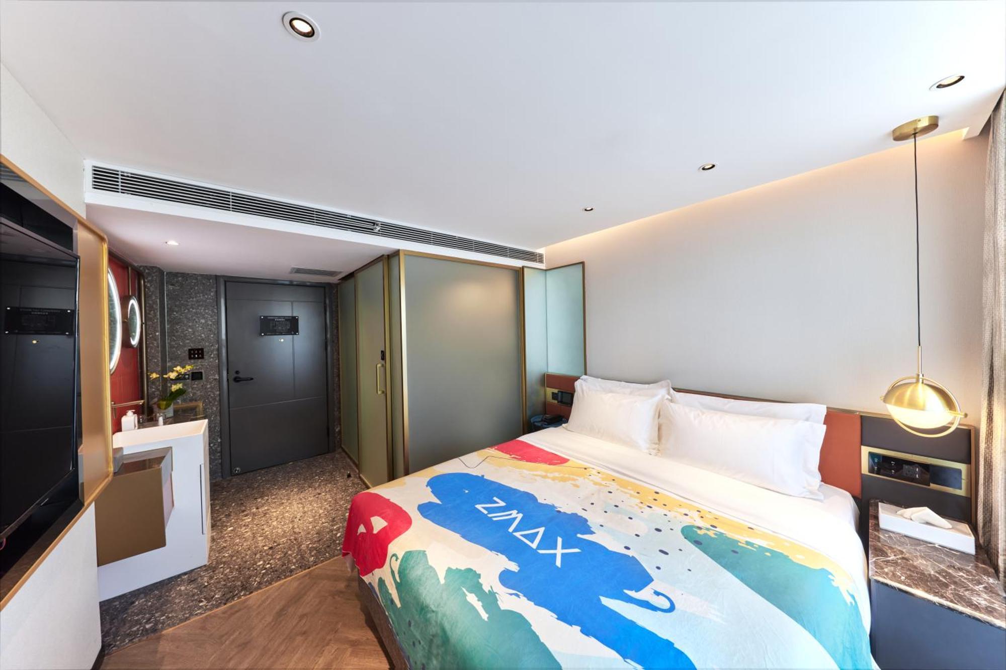 M - Tiananmen Square Qianmen Subway Station Hotel 3*